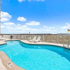 Harbour Place 401