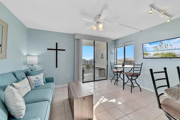Gulf Shores Surf and Racquet 401A - Image 1